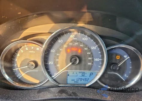 2016 Toyota Corolla L z USA, uszkodzony, nr VIN 5YFBURHE4GP453863